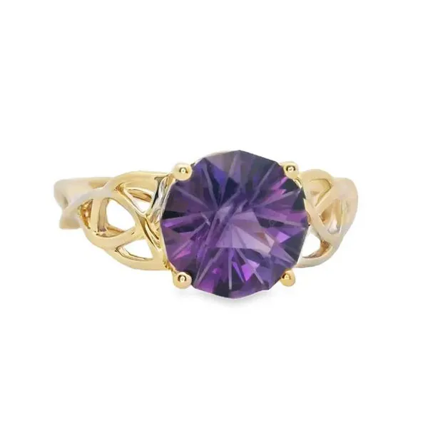 Finding the Perfect Holiday Gift: Why Our Custom Jewelry is the Answer