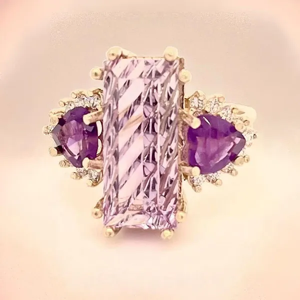 February Birthstone: The Beauty and Meaning of Amethyst